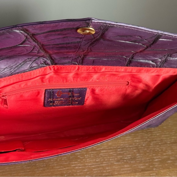 Michael Rome Embossed Clutch Italy Leather - Picture 7 of 11